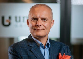 GUS o e-commerce we wrześniu. Eksperci komentują