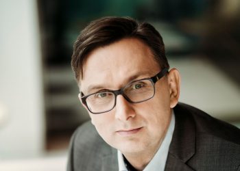 Paweł Piątek jest dyrektorem generalnym wszystkich spółek Danone