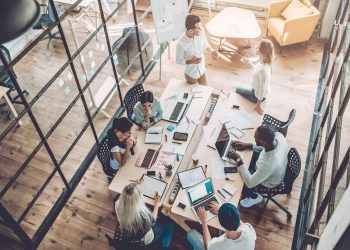 Centra handlowe stawiają na coworking