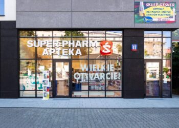 Szczepienia przeciw Covid-19 w Super-Pharm. Skorzystało już 30 tys. osób