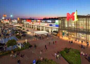 83 proc. mieszkańców pięciu regionów to stali klienci galerii – podaje Metro Properties