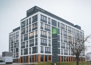 Santander Consumer Bank: 80 proc. Polaków robi zakupy w e-commerce