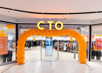 Second hand CTO w centrum handlowym Madison otwarcie
