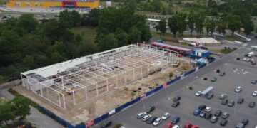 Trwa rozbudowa CH Nowe Bielawy