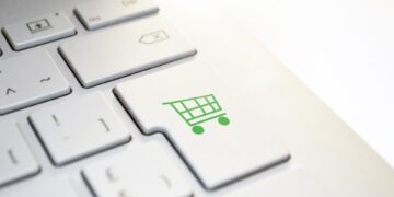 Jaki jest koszt założenia sklepu internetowego? Fot. Pixabay